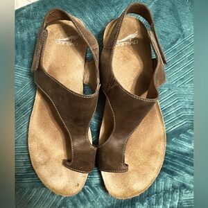 Dansko Reece Sandal for Women - Memory Foam and Cork Footbed Sz 10 Brown Leather